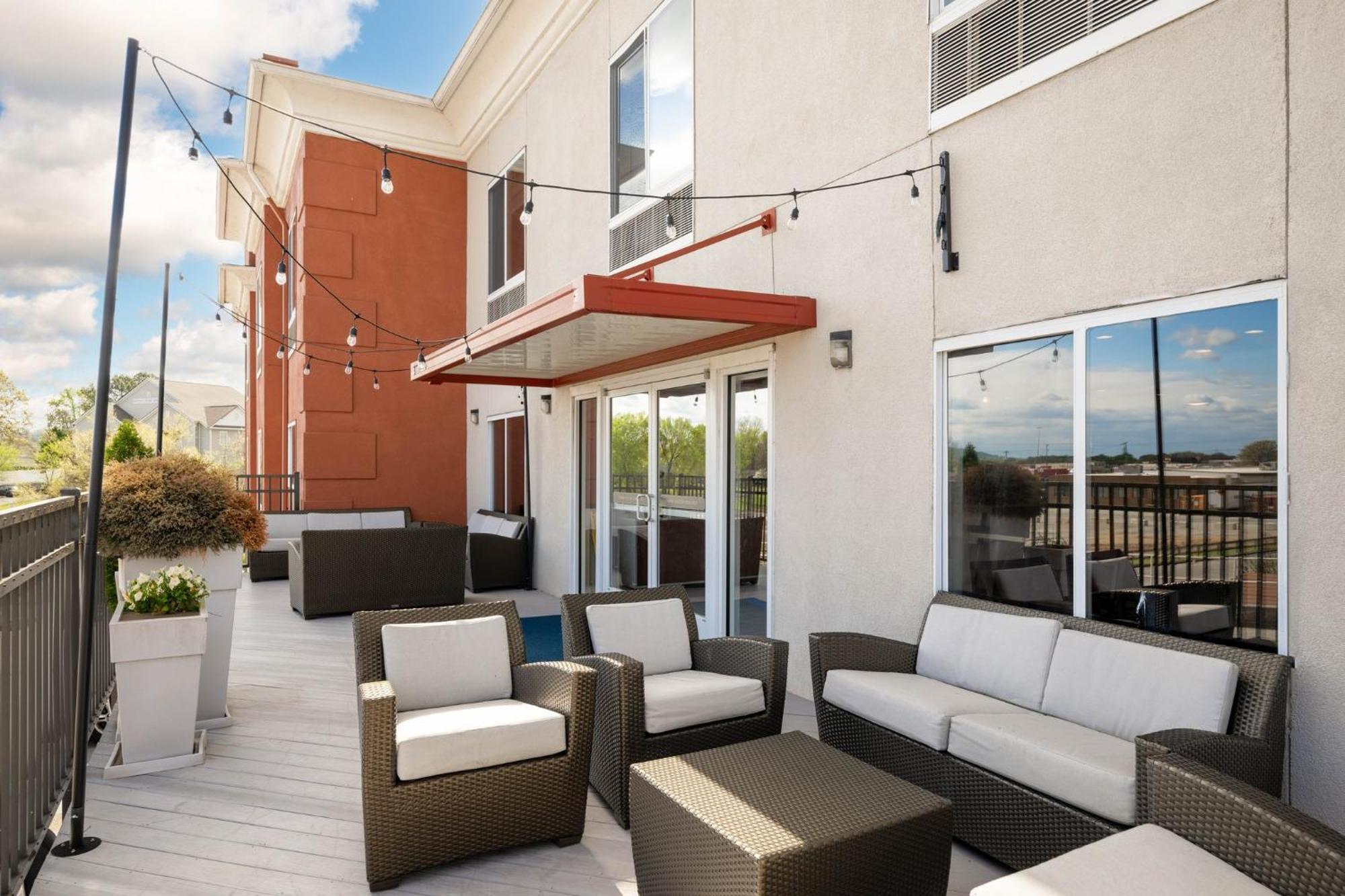 Holiday Inn Express & Suites Chattanooga-Hixson, An Ihg Hotel Exteriör bild